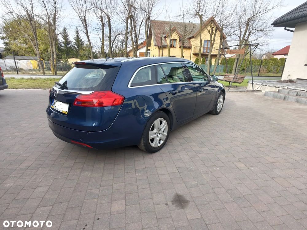 Opel Insignia 1.6 - 10