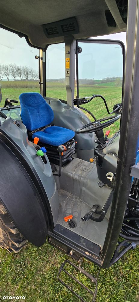 New Holland TN85FA - 13