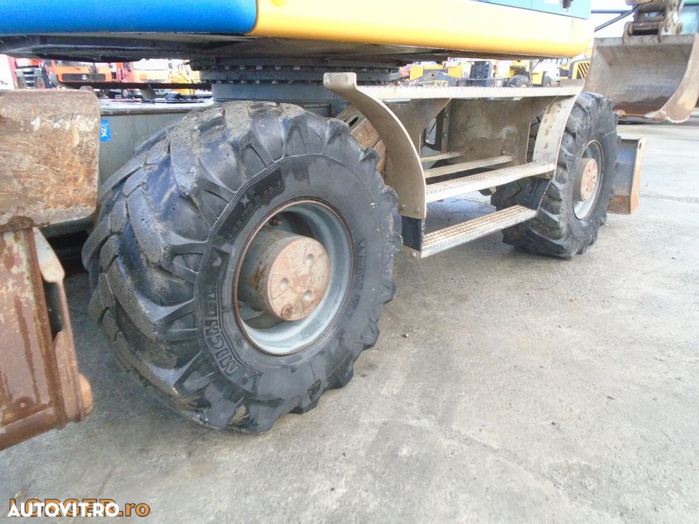 Liebherr A914 Compact - 6