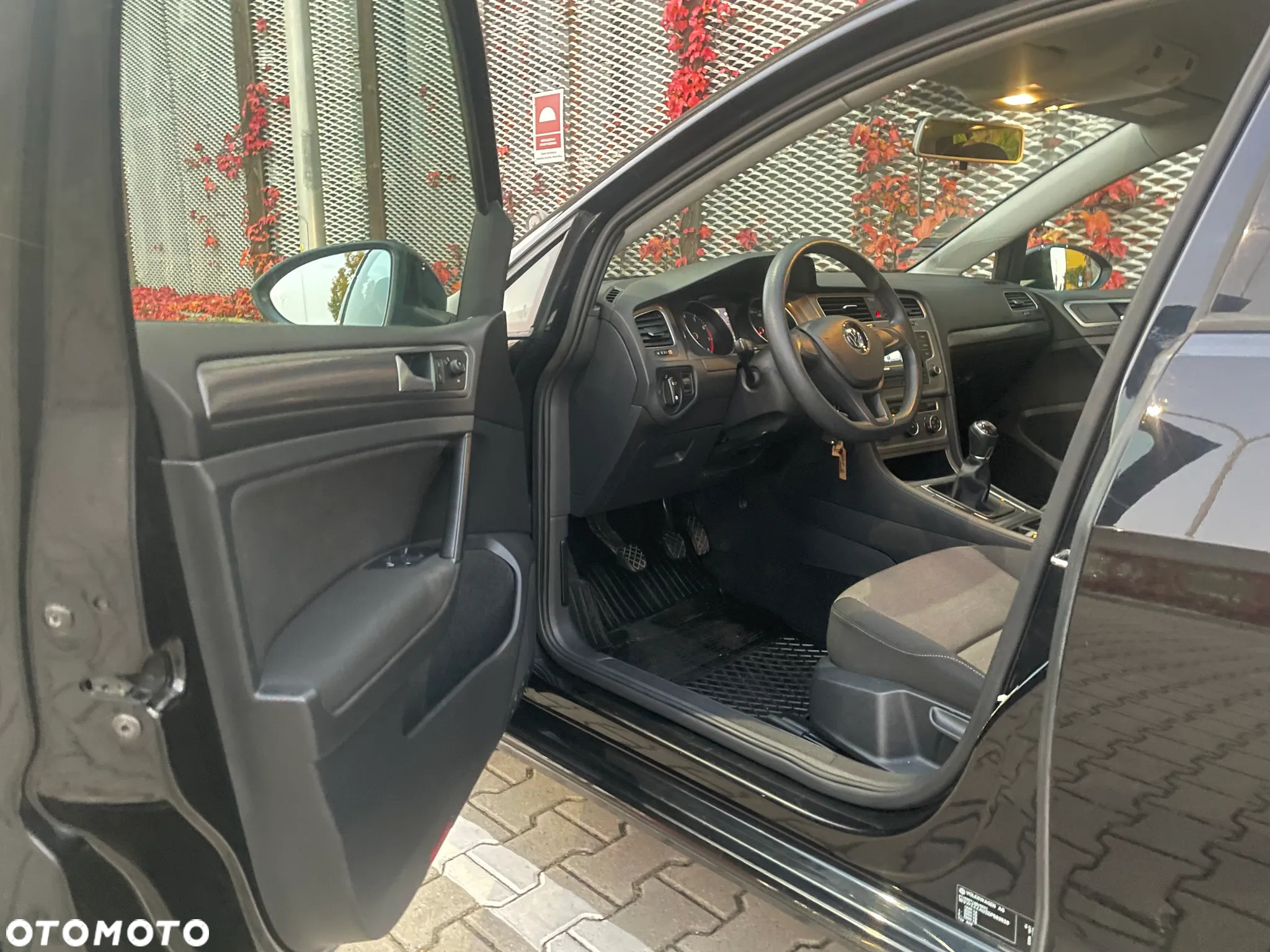 Volkswagen Golf VII 1.4 TSI BMT Comfortline - 11