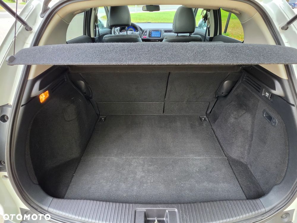 Honda HR-V 1.5 i-VTEC CVT Executive - 31