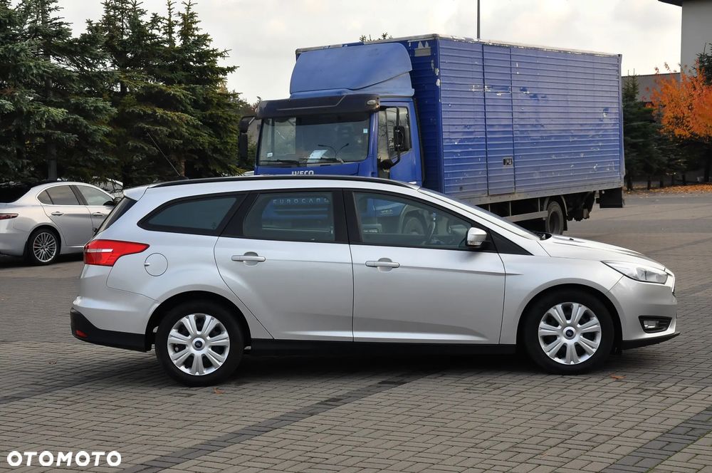Ford Focus 1.5 TDCi DPF Start-Stopp-System Business - 11