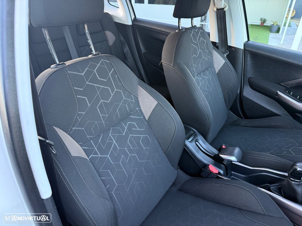 Peugeot 2008 e-HDi FAP 92 STOP & START Active - 27