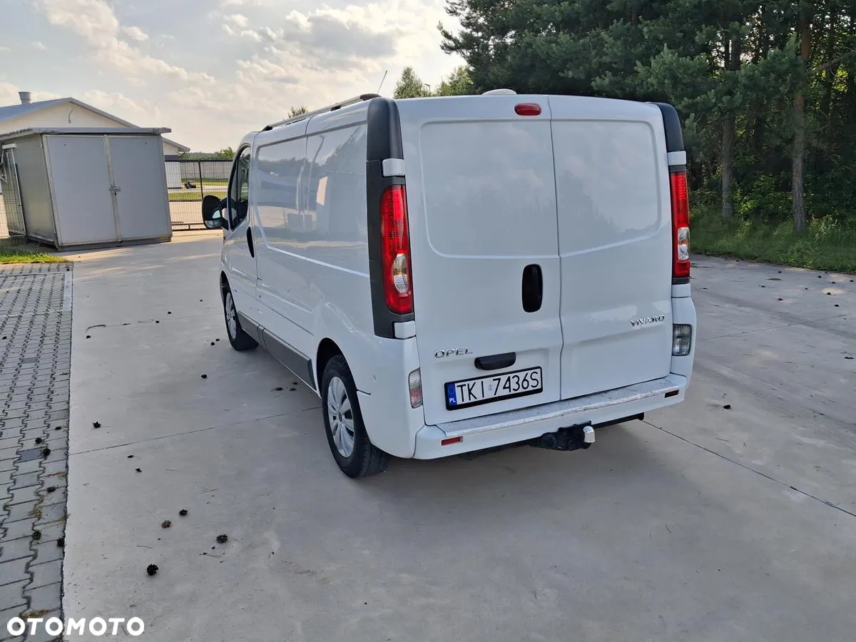 Opel Vivaro - 10