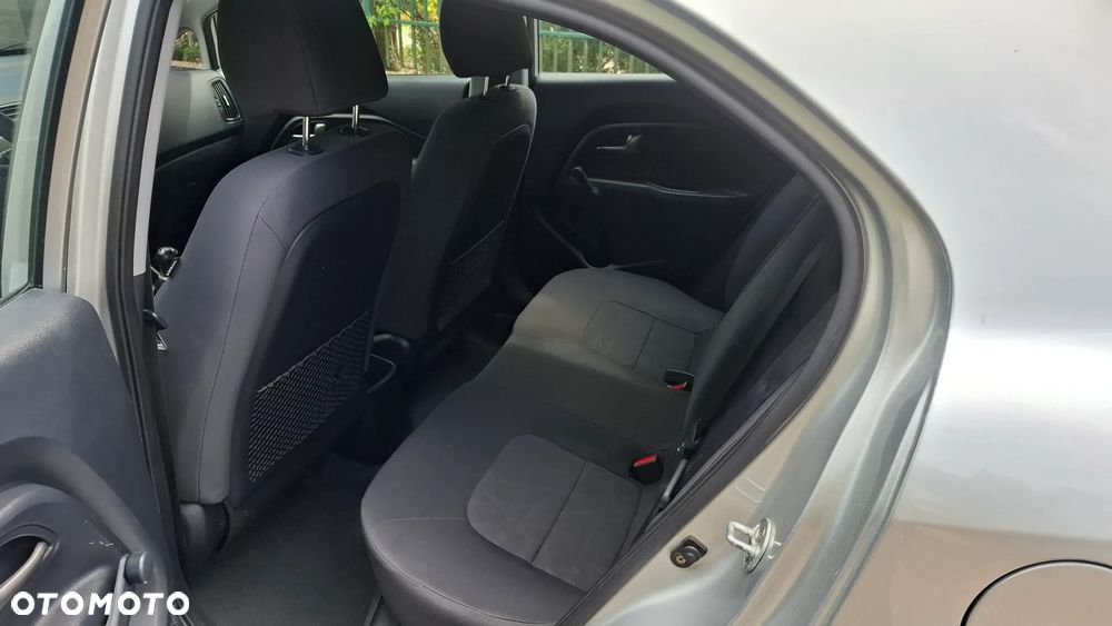 Kia Rio 1.2 Dream Team Edition - 8