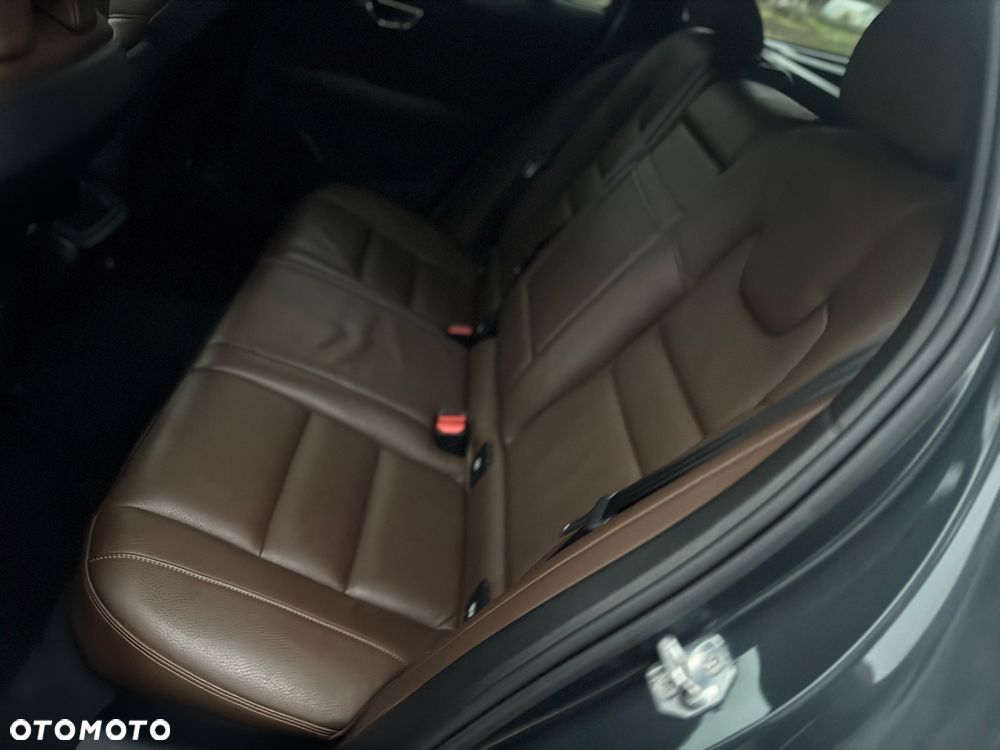 Volvo V60 D3 Geartronic Inscription - 11