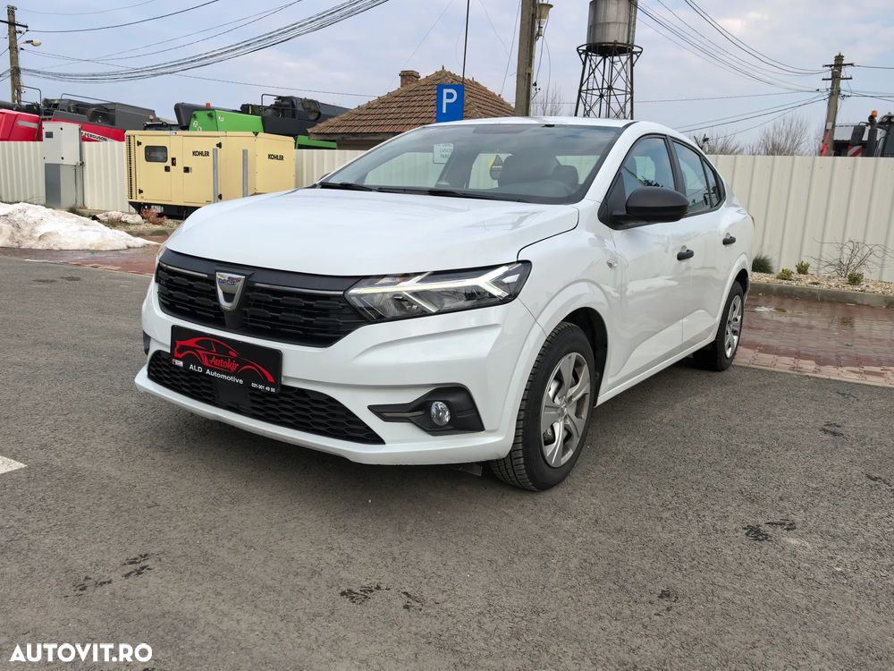 Dacia Logan TCe 90 Essential - 1