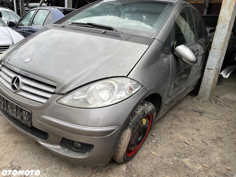 Drzwi przód tył prawe lewe Mercedes A W169 748