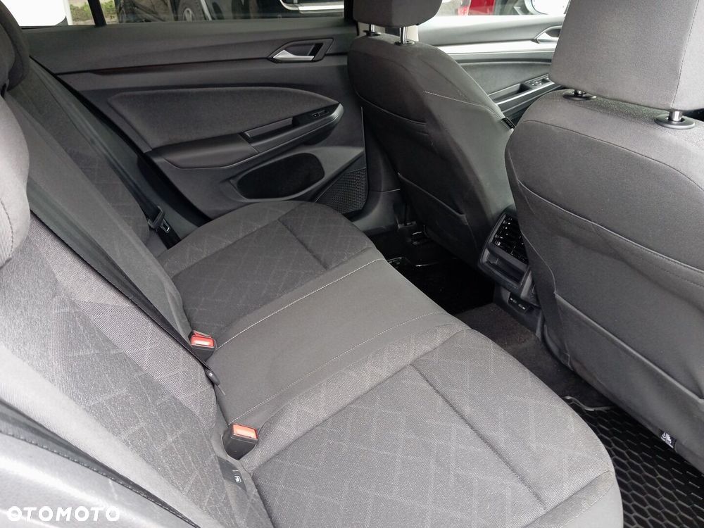 Volkswagen Golf - 13
