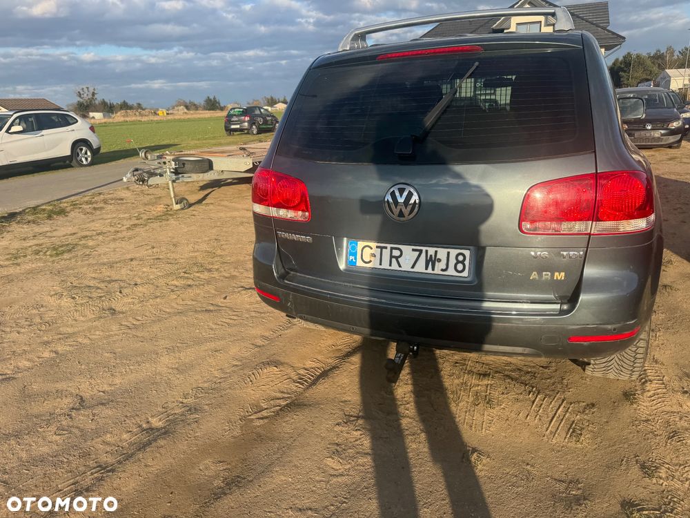 Volkswagen Touareg - 12