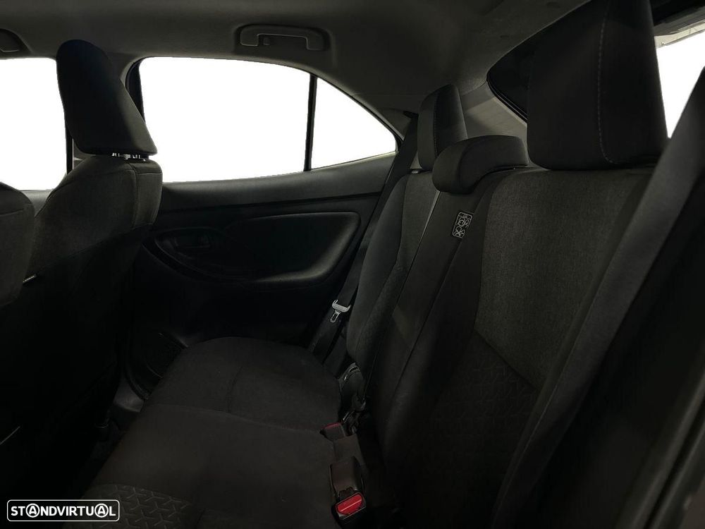 Toyota Yaris Cross 1.5 HDF Comfort Plus - 11