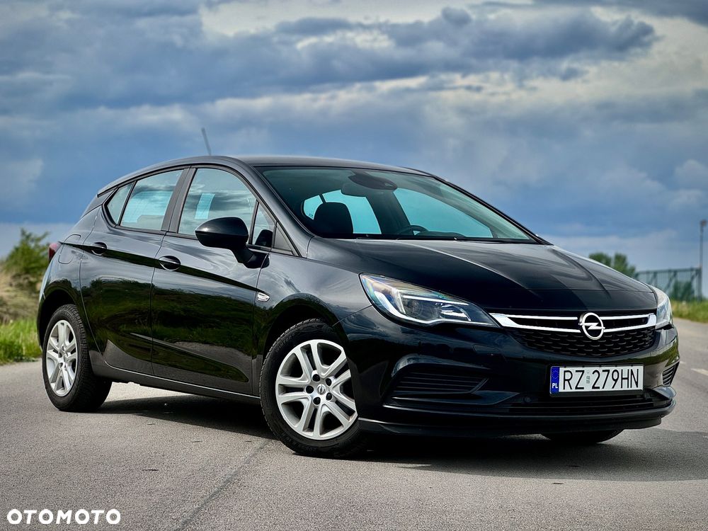 Opel Astra 1.4 Turbo Innovation - 17