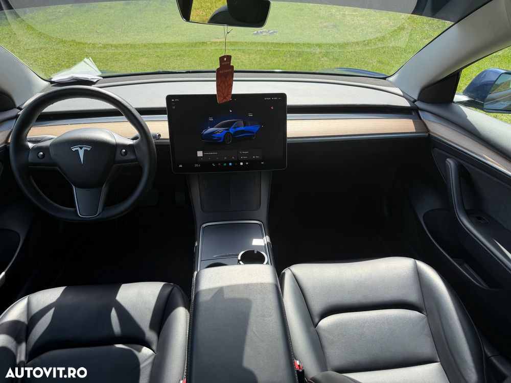 Tesla Model 3 Standard Hinterradantrieb - 4