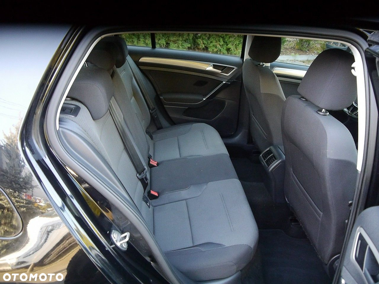 Volkswagen Golf 1.6 BlueTDI Comfortline - 24
