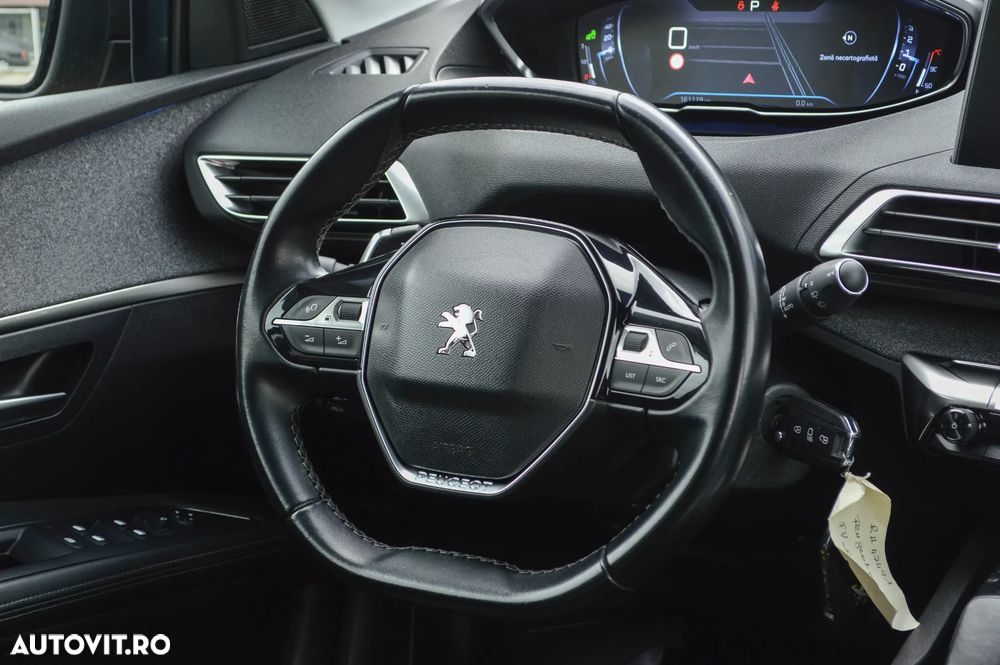 Peugeot 3008 1.5 BlueHDI 130 S&S EAT8 Allure - 32