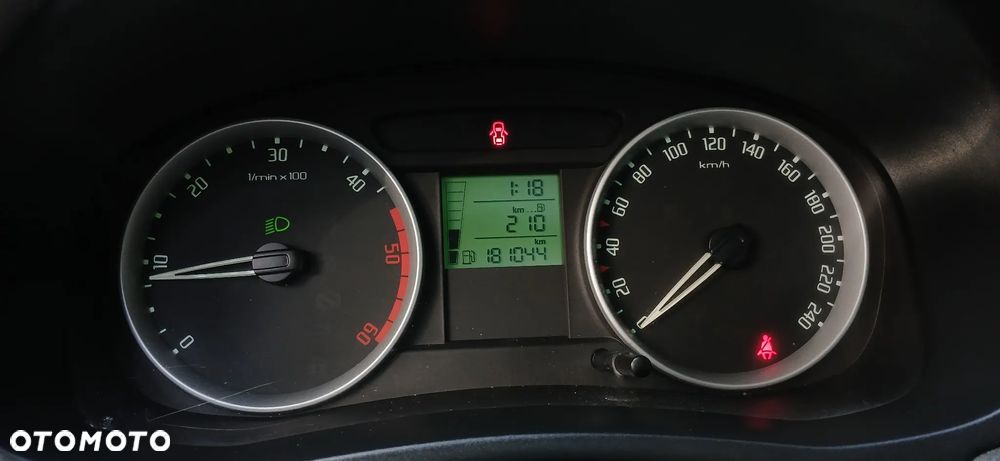 Skoda Roomster 1.9 TDI Comfort PLUS EDITION - 18