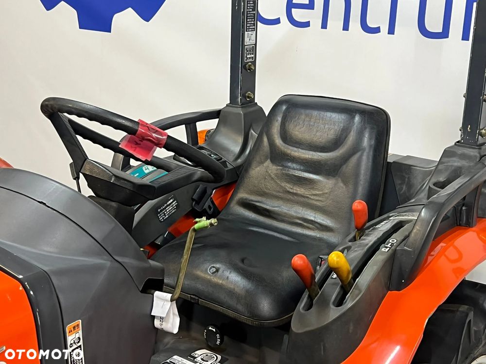Kubota KB16 - 4