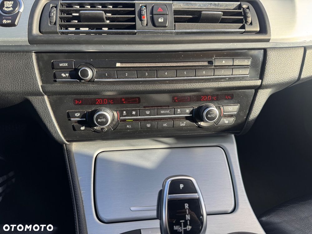 BMW Seria 5 535d - 31