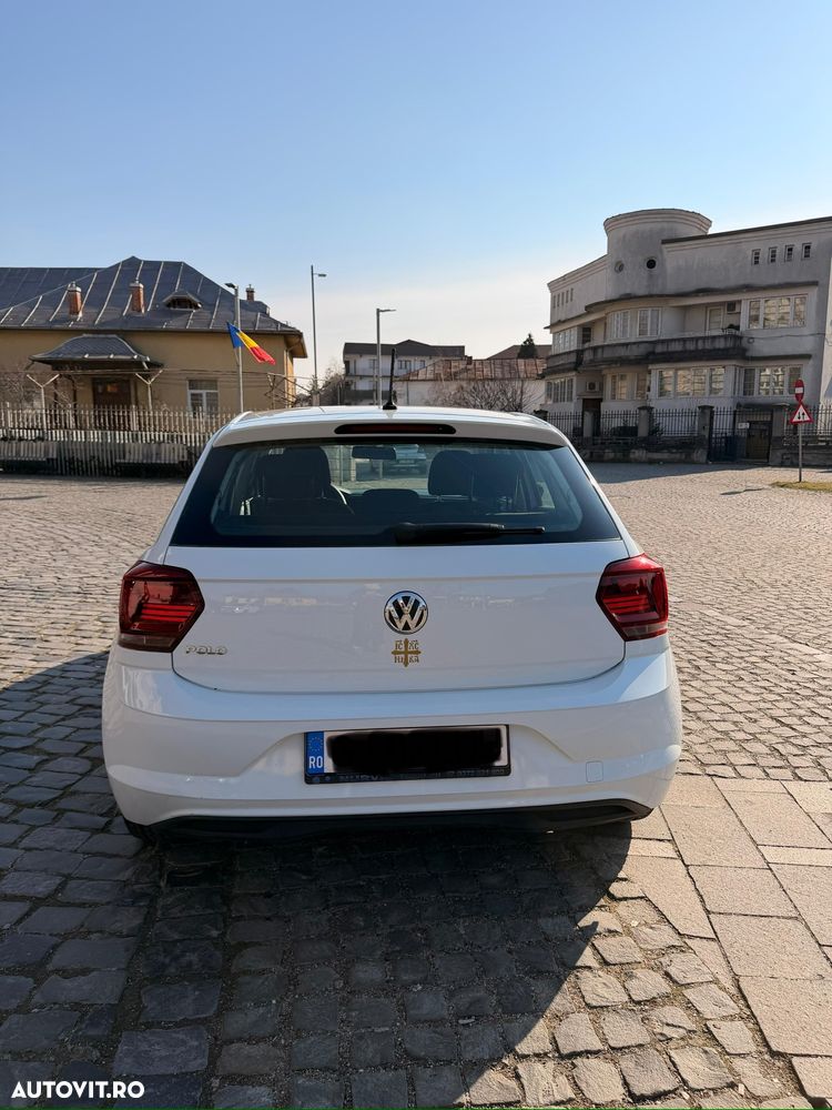 Volkswagen Polo - 5