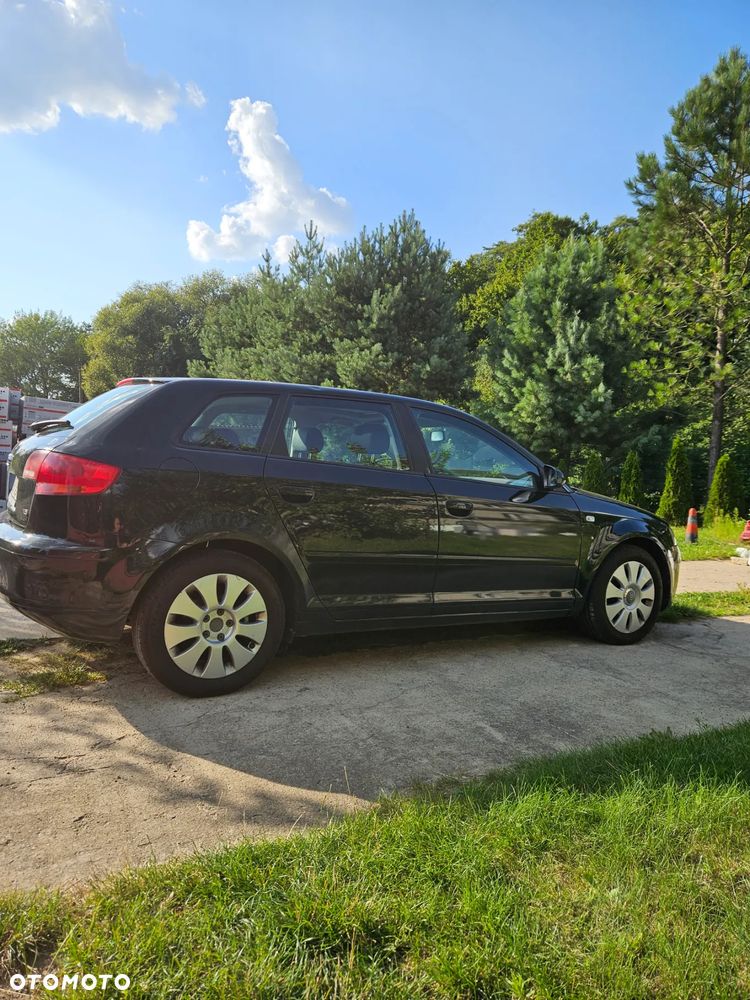 Audi A3 1.6 Attraction - 5