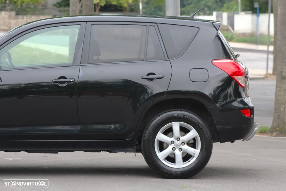 Toyota RAV4 2.2 D-4D Cross Sport NAVI - 15