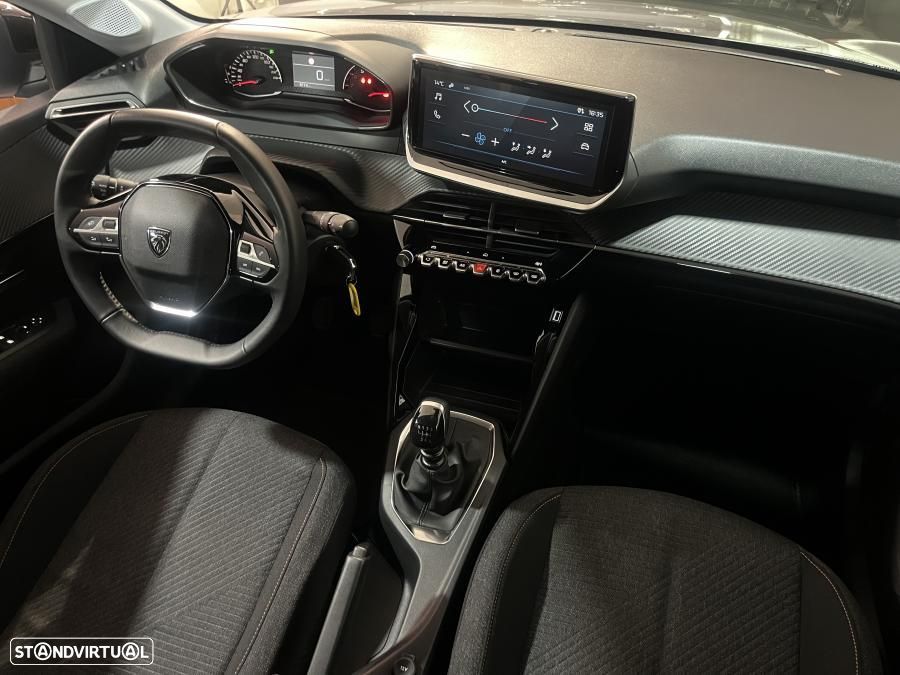 Peugeot 208 1.2 PureTech Allure - 24