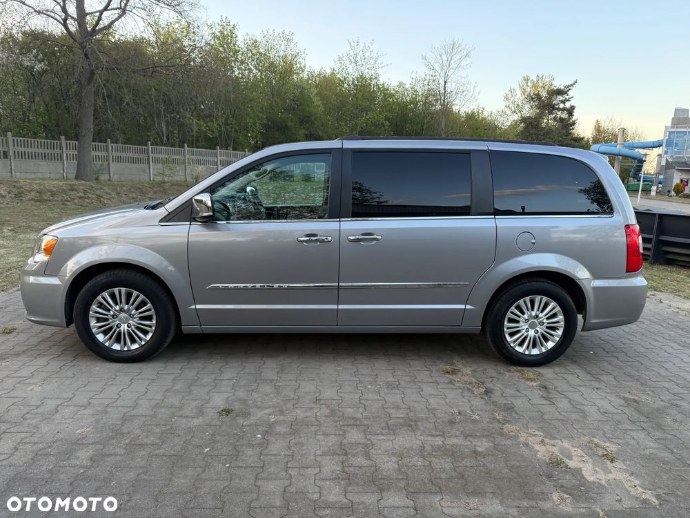 Chrysler Town & Country 3.6 Touring - 3
