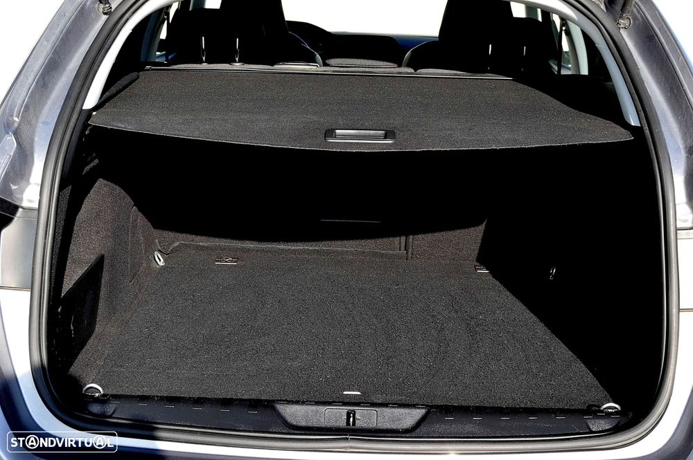 Peugeot 308 SW 1.5 BlueHDi Allure EAT8 - 27