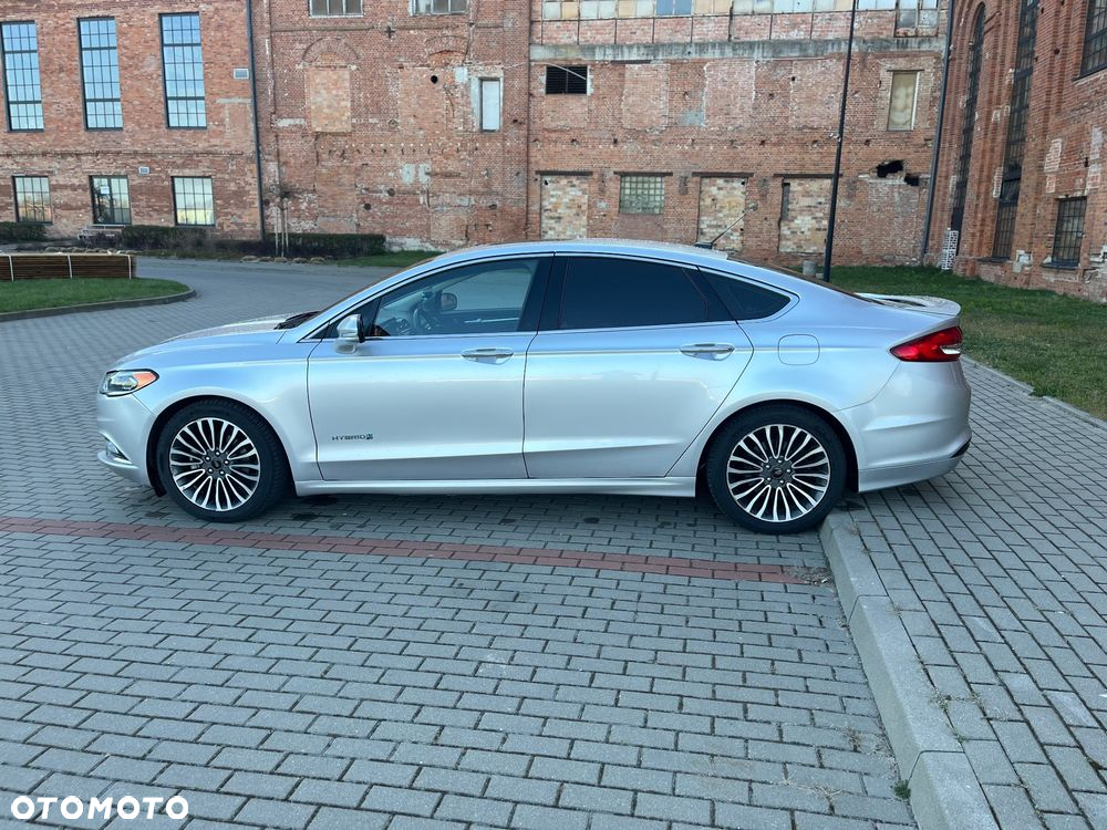 Ford Fusion - 13