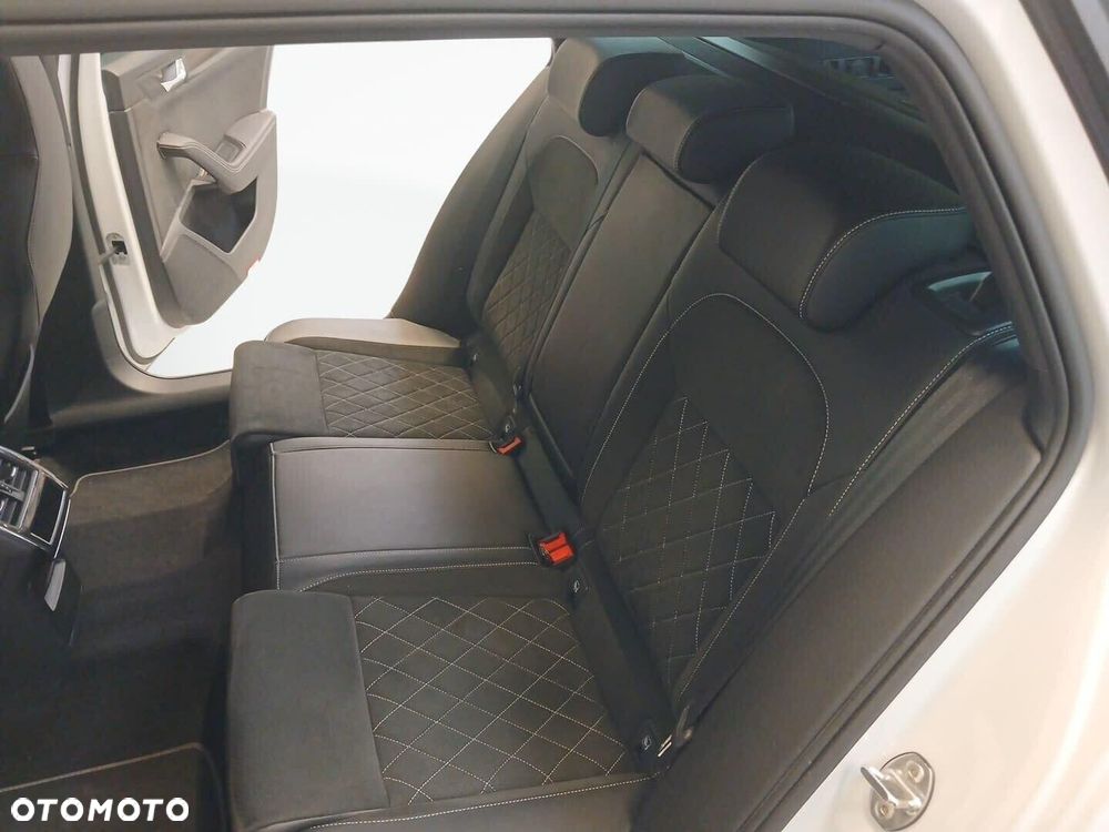 Skoda Superb 2.0 TDI SCR 4x4 Sportline DSG - 33