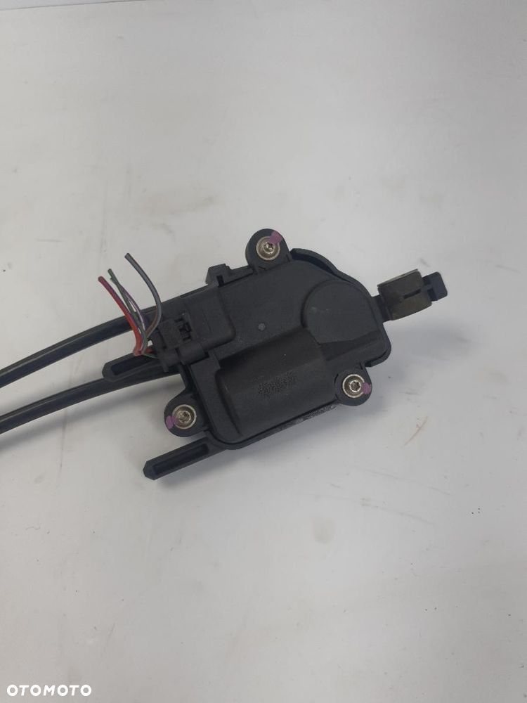 SIŁOWNIK PRZEPUSTNICY STEROWNIK LINKA K66 BMW S 1000 8356801 ex up zawór - 2