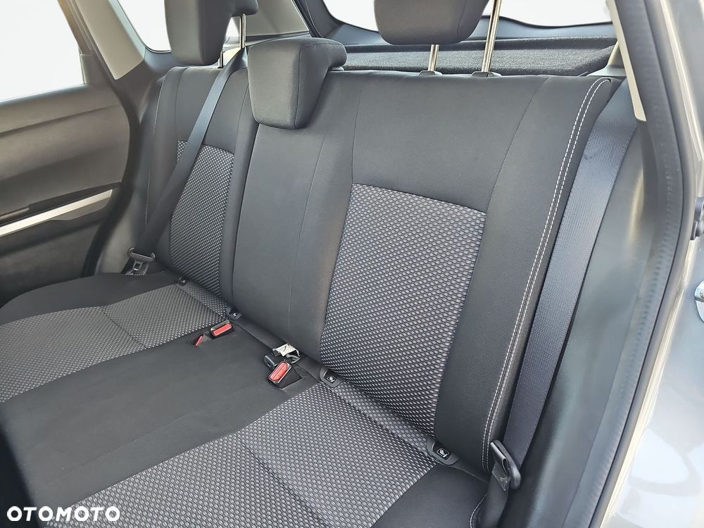 Suzuki Vitara 1.0 Boosterjet Premium 2WD - 21