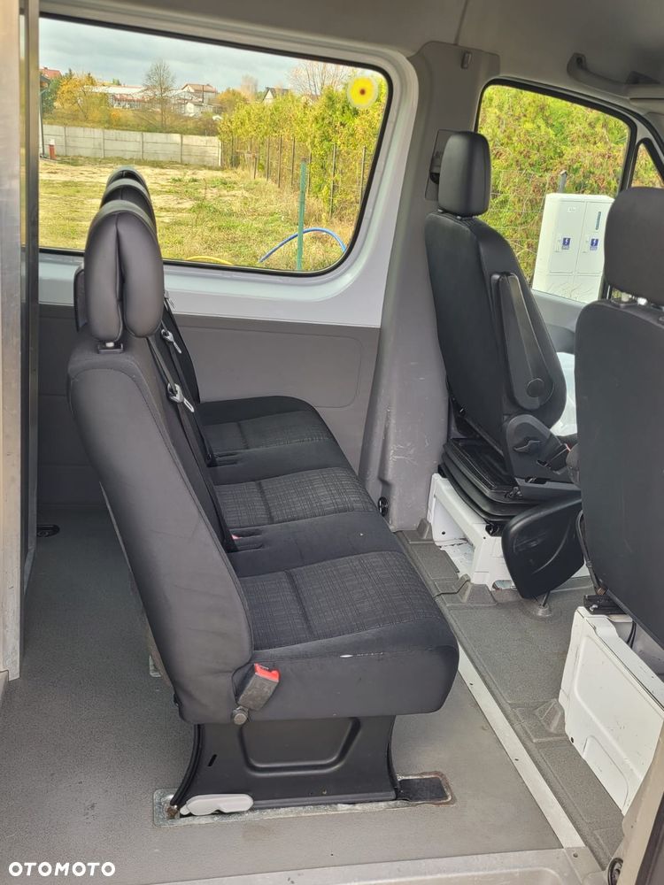 Mercedes-Benz Sprinter - 8
