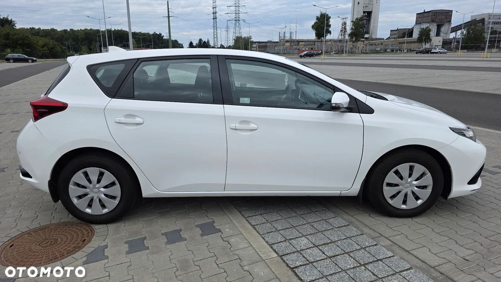 Toyota Auris 1.33 VVT-i Life - 4