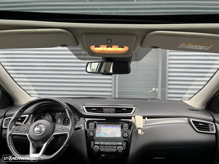 Nissan Qashqai 1.5 dCi N-Connecta Led - 3