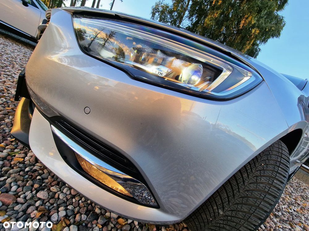 Opel Insignia - 22