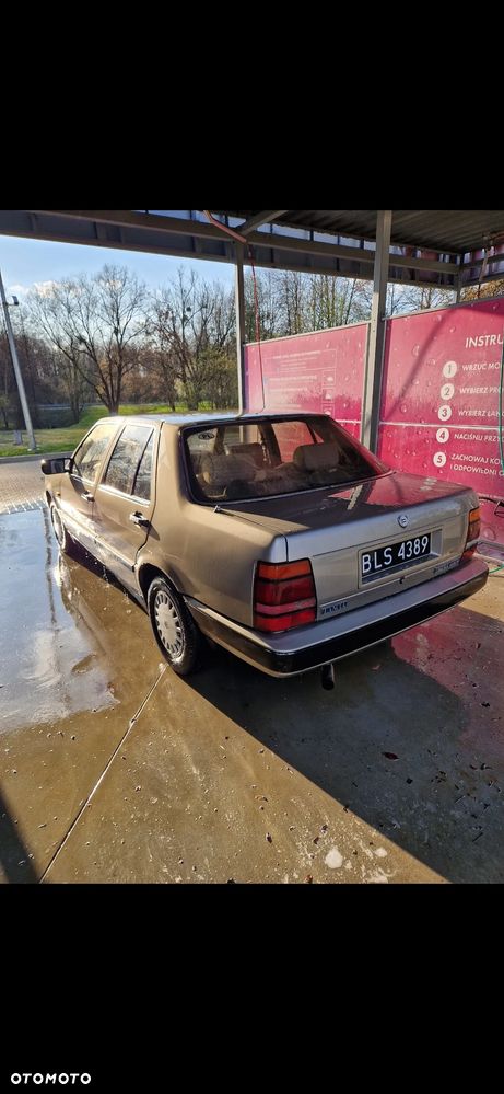 Lancia Thema 2.5 LE TDS - 4