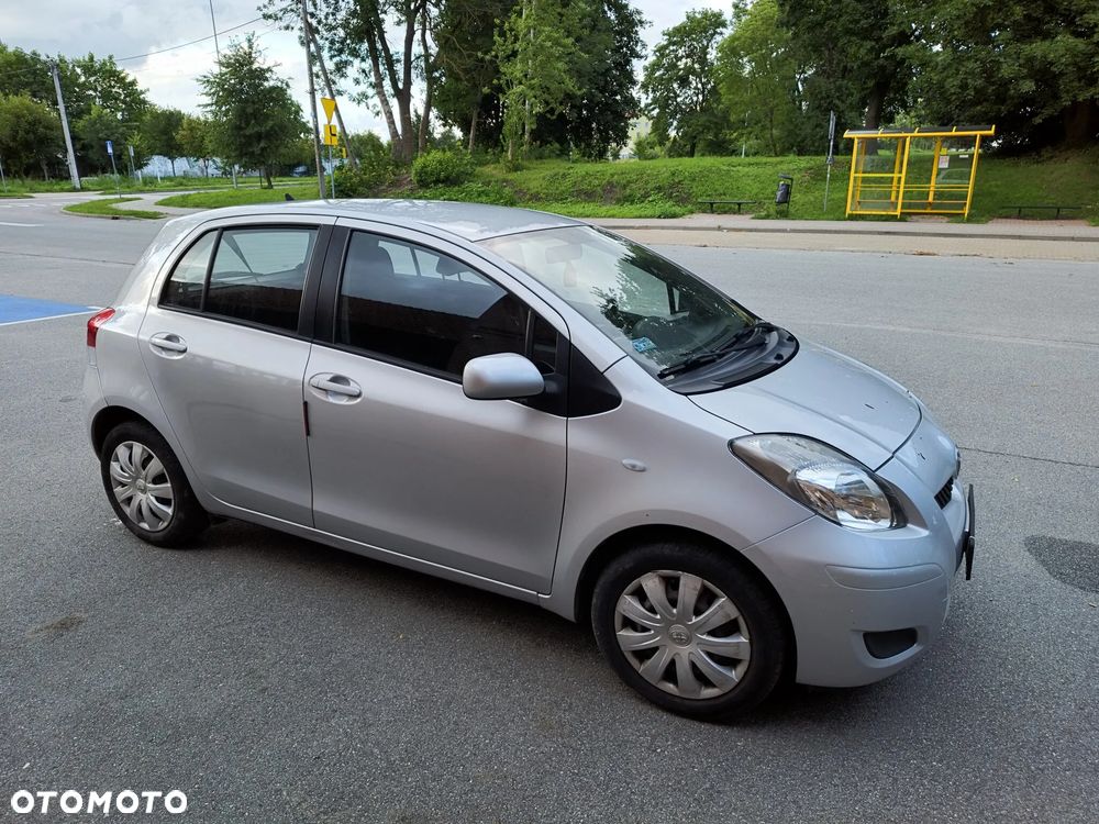 Toyota Yaris 1.33 VVT-i Edition - 1