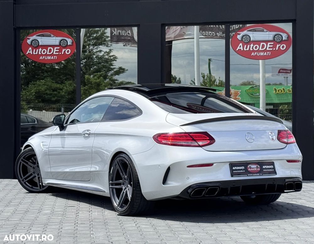 Mercedes-Benz C 63 AMG - 3