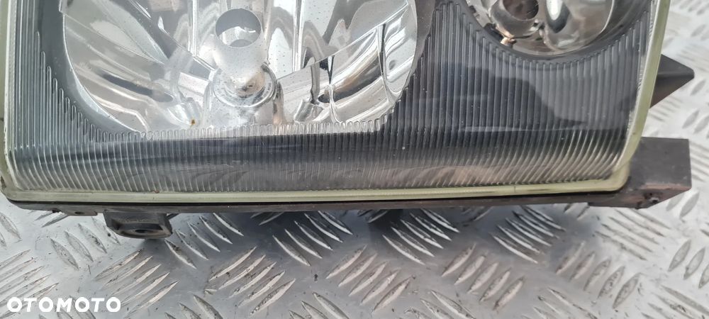 Nissan Terrano II Lampa Lewa Prawa Przód Przednia - 22