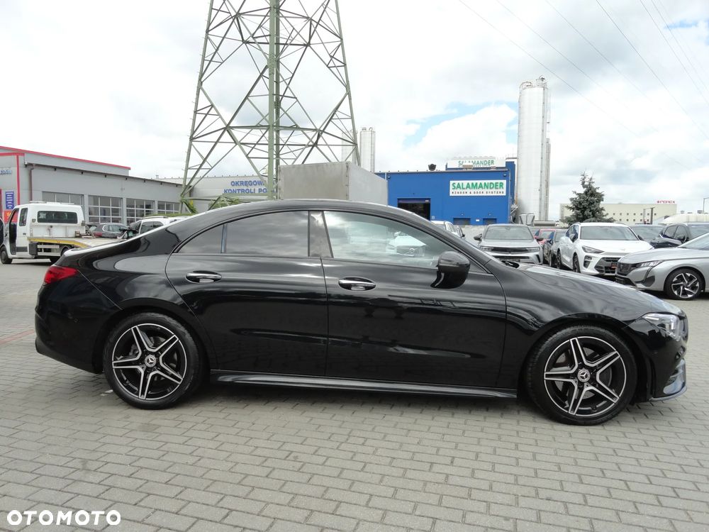 Mercedes-Benz CLA 200 7G-DCT Edition AMG Line - 33