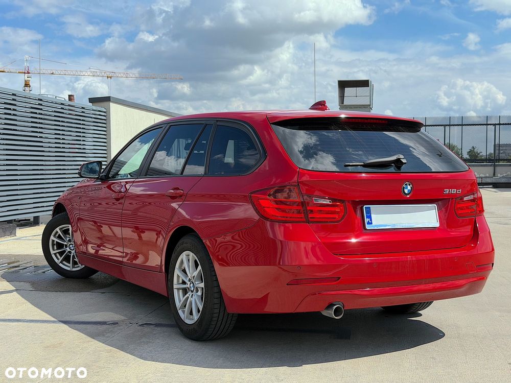 BMW Seria 3 318d - 6