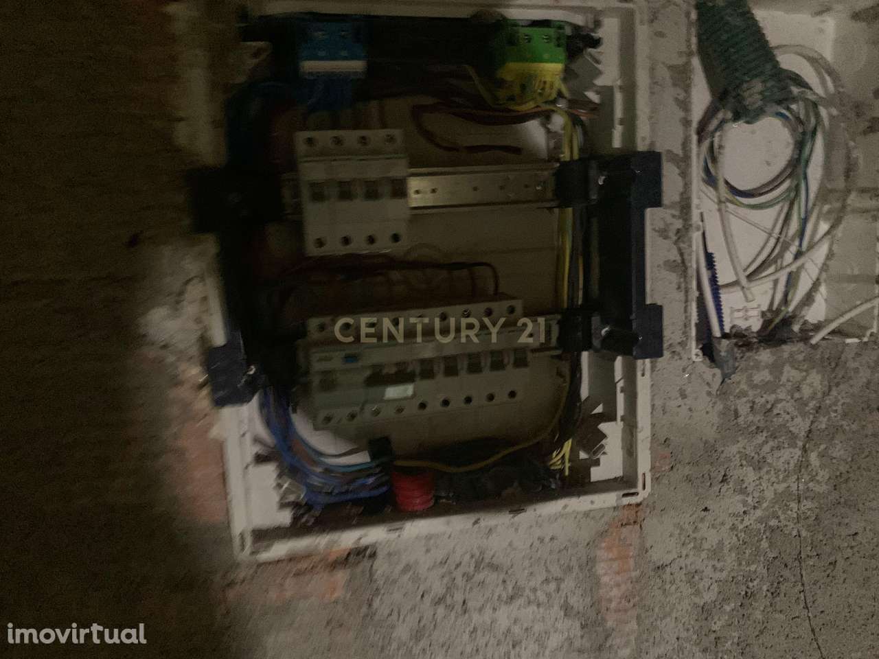 Casa em Pedra à Venda – Padornelos, Montalegre | Telhado Novo e Obras - Grande imagem: 4/11