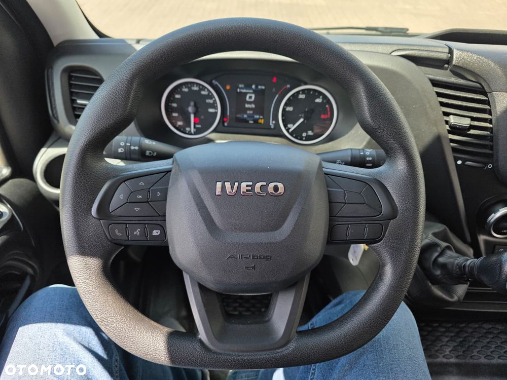 Iveco 35S16V L3H2 Średniak Furgon Blaszak - 15