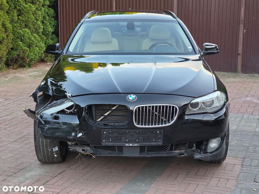 BMW Seria 5 535i Luxury Line - 3