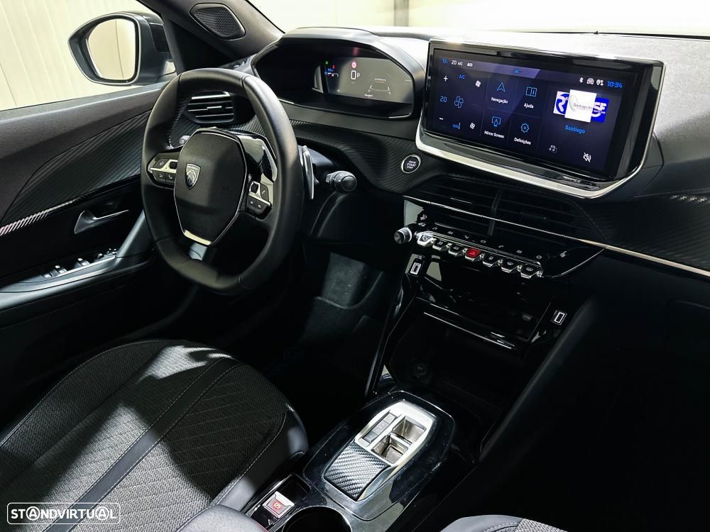 Peugeot 2008 Hybrid 145 e-DSC Allure - 25