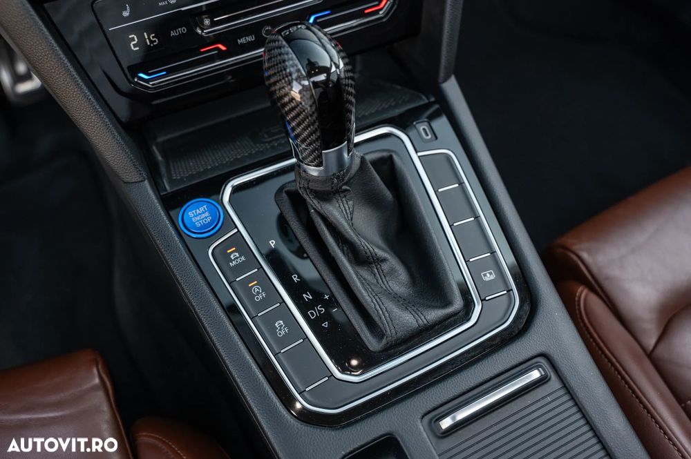 Volkswagen Passat - 24