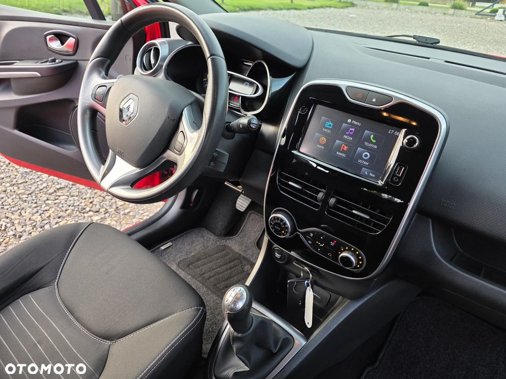 Renault Clio 1.2 16V 75 Limited - 8