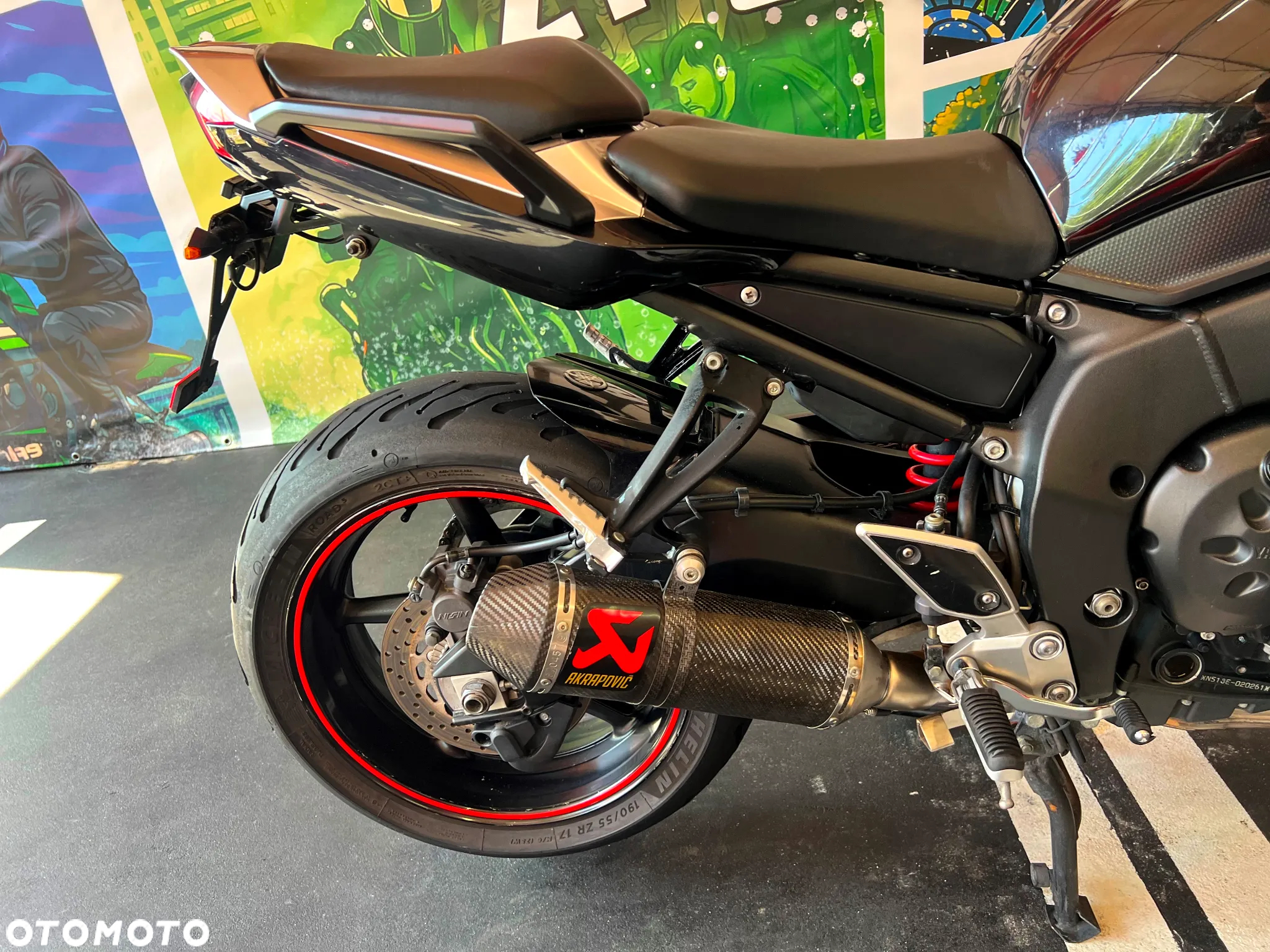 Yamaha FZ - 7