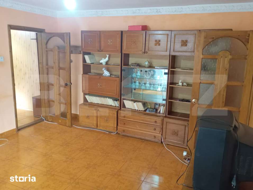 Apartament 3 camere, 70 mp, zona Micro 11 — fotografia 1